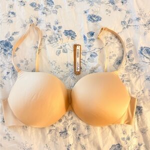 Seamless Nude Bra
